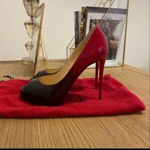 Christian louboutin ombré Very Privé Open Toe Pump